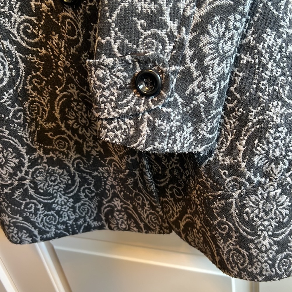 Jacket - Picture 4 of 6